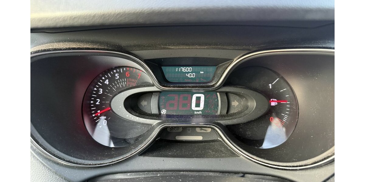 Renault Captur TCe 90 eco Limited 117.560 km 7.850 &euro; Schorndorf 73614
