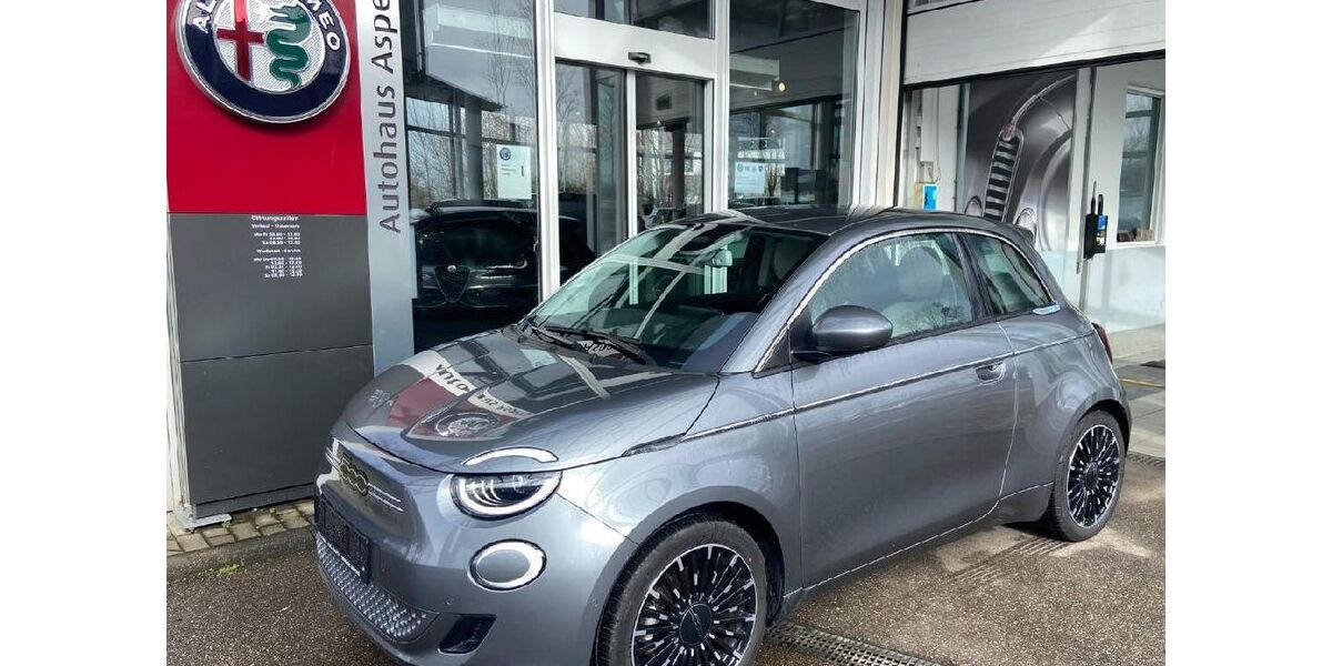 Fiat 500e 15.500 km 23.990 &euro; Asperg 71679