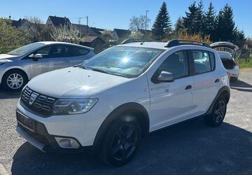 Dacia Sandero 157.300 km 6.200 &euro; Heilbronn 74080