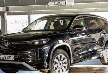 VW Tayron 8.821 km 47.830 &euro; Stuttgart-Feuerbach 70469