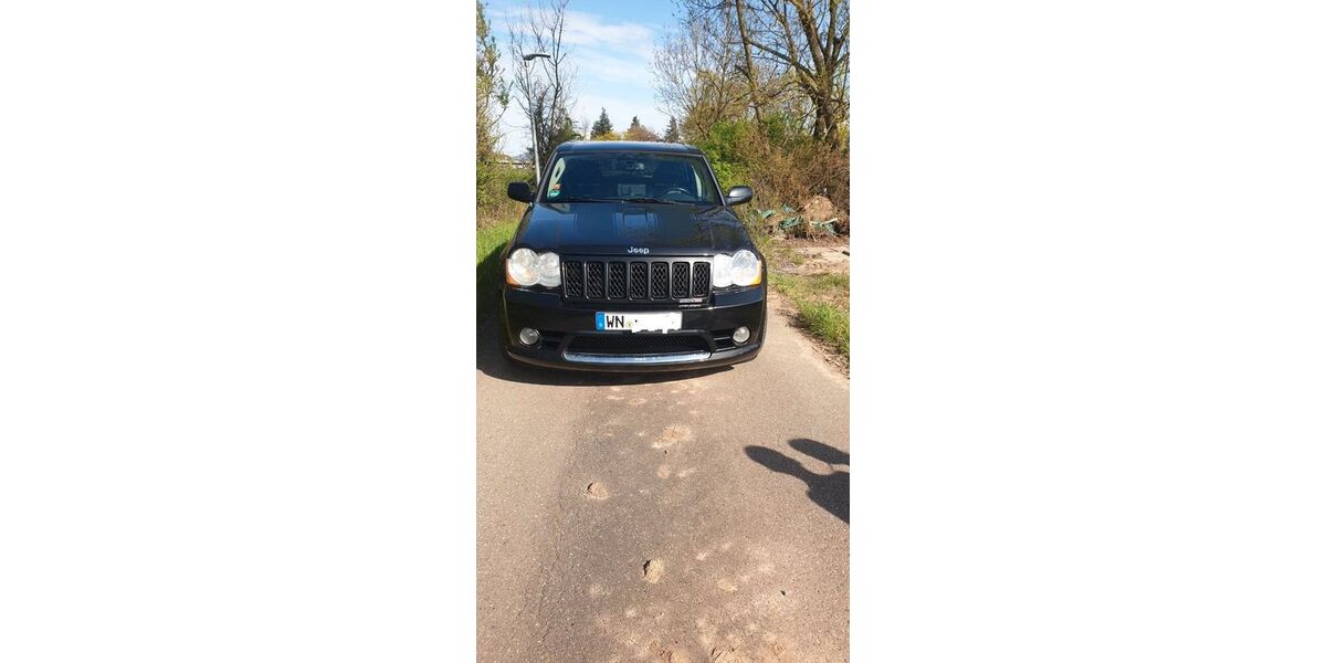 Jeep Grand Cherokee 189.000 km 17.777 &euro; Winterbach 73650
