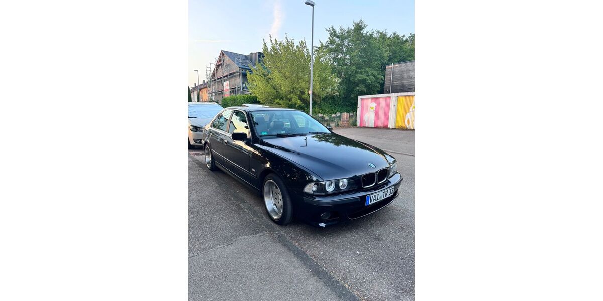 BMW 523 295.000 km 3.500 &euro; Ludwigsburg 71638