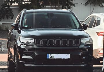 Jeep Compass 99.000 km 20.100 &euro; Stuttgart 70376