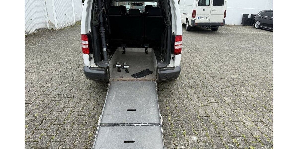 VW Caddy Maxi 2.0 TDI DSG Rollstuhltransport 450.000 km 2.850 &euro; Schorndorf 73614