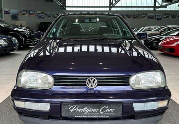 VW Golf 172.000 km 2.149 &euro; Ludwigsburg 71638