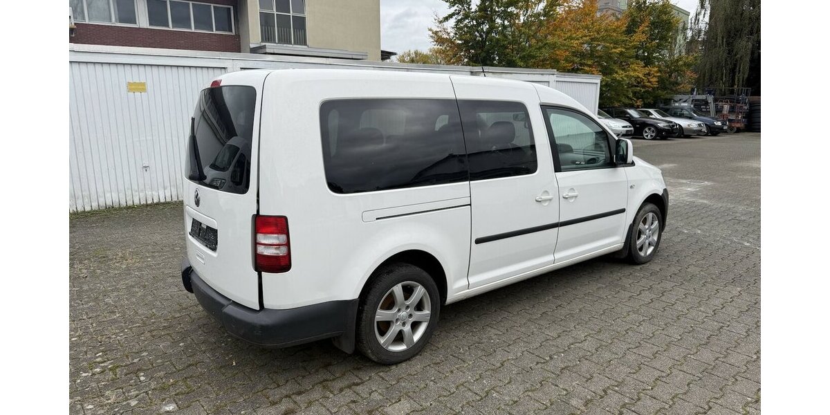 VW Caddy Maxi 2.0 TDI DSG Rollstuhltransport 450.000 km 2.850 &euro; Schorndorf 73614