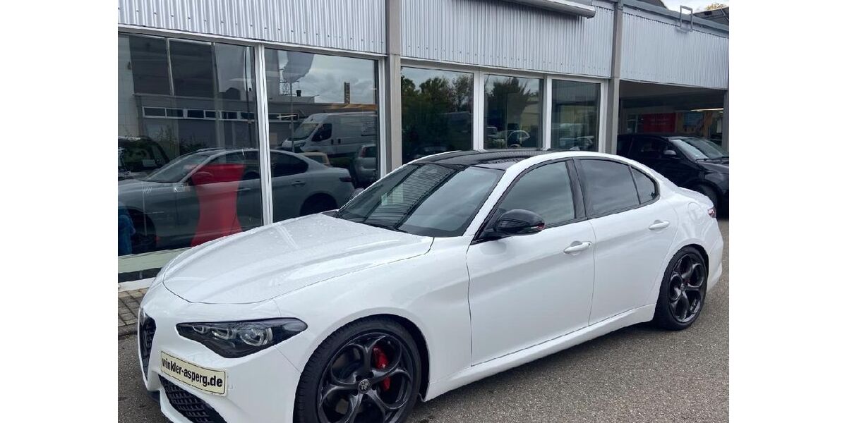 Alfa Romeo Giulia 2.800 km 51.990 &euro; Asperg 71679