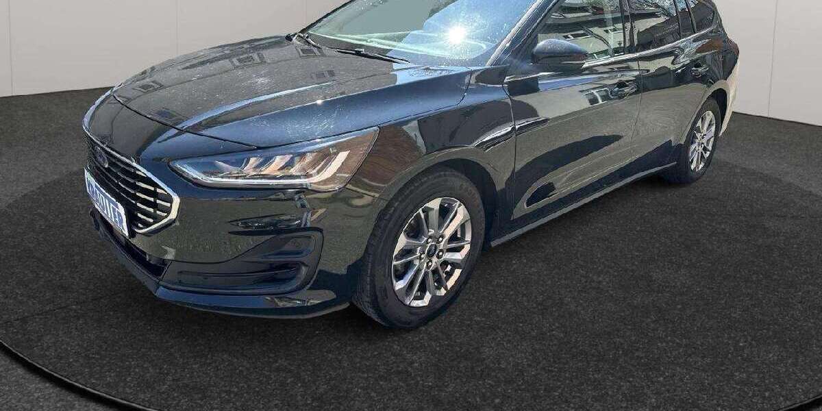 Ford Focus 80.493 km 12.990 &euro; Stuttgart 70327