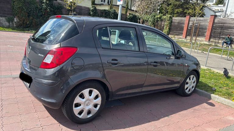 Opel Corsa 208.000 km 2.900 &euro; Winnenden 71364