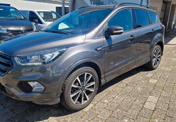Ford Kuga 133.000 km 12.900 &euro; Ludwigsburg 71634