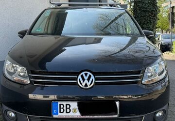 VW Touran 201.000 km 6.490 &euro; Renningen 71272