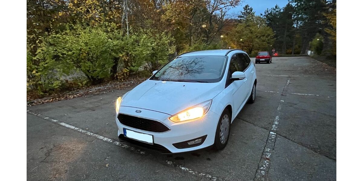 Ford Focus 112.000 km 7.899 &euro; Schönaich 71101