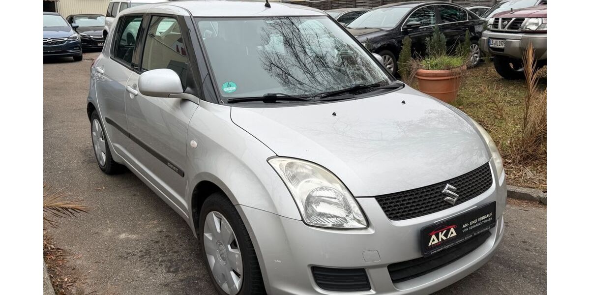 Suzuki Swift 53.500 km 3.999 &euro; Ludwigsburg 71638