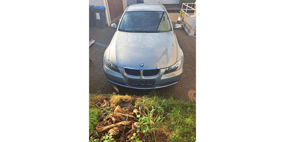 BMW 318 98.408 km 6.500 &euro; Weinstadt 71384