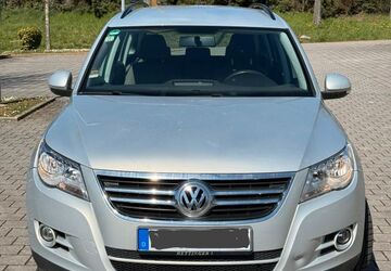 VW Tiguan 172.000 km 6.999 &euro; Heilbronn 74080