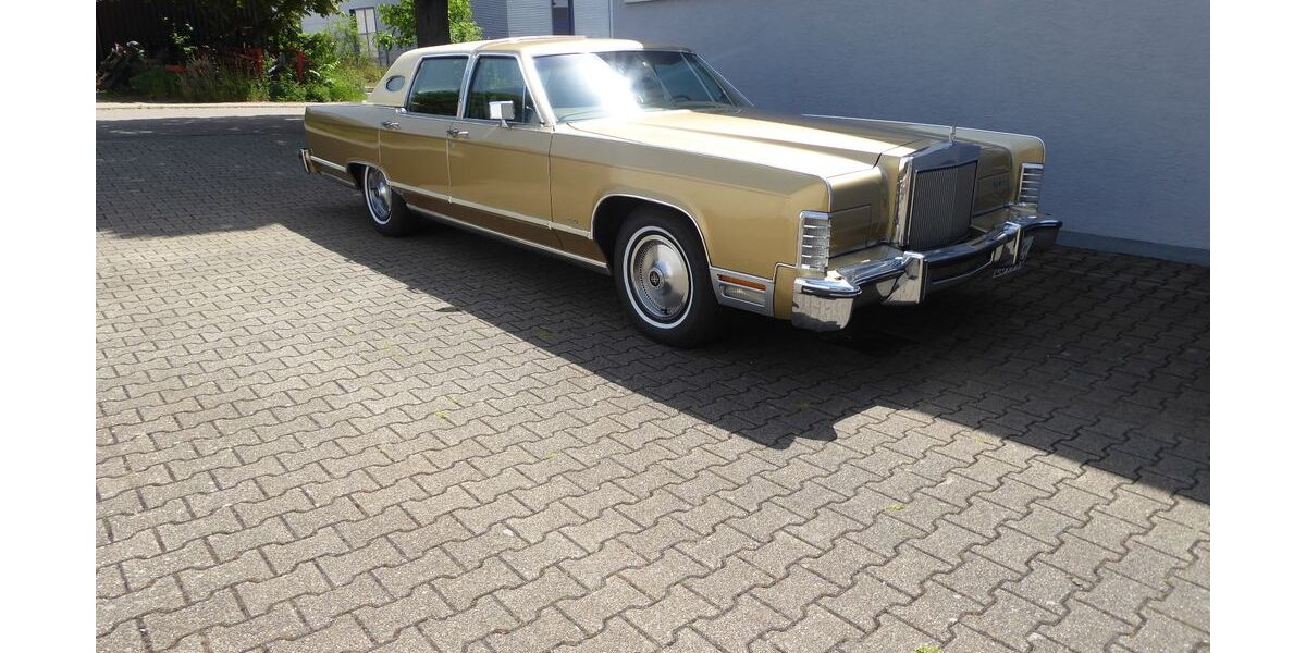 Lincoln Town Car 180.000 km 14.900 &euro; Waiblingen 71336