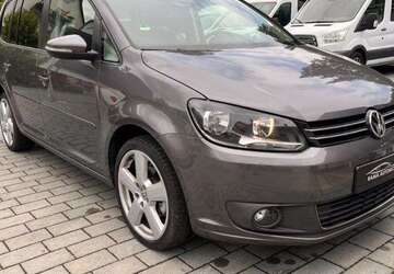 VW Touran 106.000 km 7.650 &euro; Ludwigsburg 71642