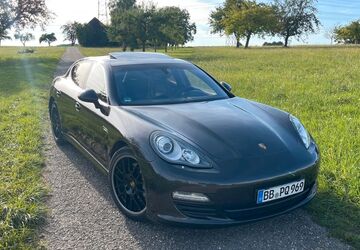Porsche Panamera 174.000 km 20.999 &euro; Sindelfingen 71067