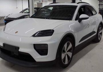 Porsche Macan 9.870 km 69.999 &euro; Stuttgart 70499