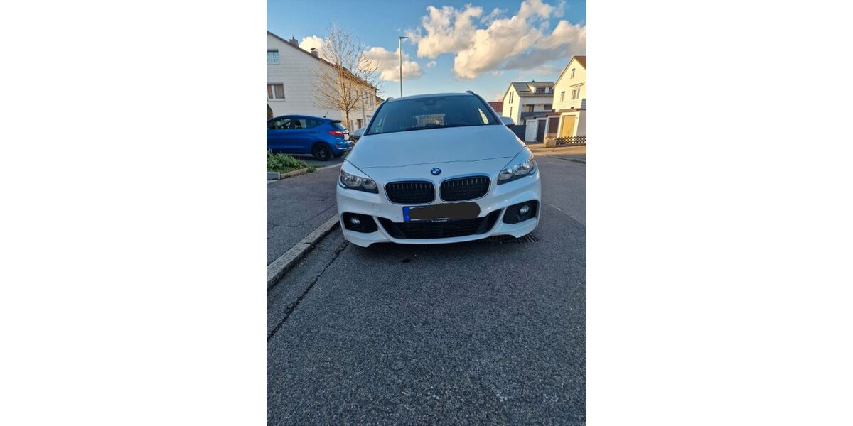 BMW 220 Active Tourer 118.000 km 15.600 &euro; Esslingen 73734