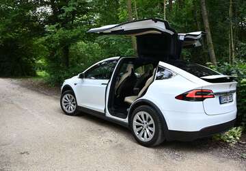 Tesla Model X 104.000 km 39.900 &euro; Ostfildern 73760
