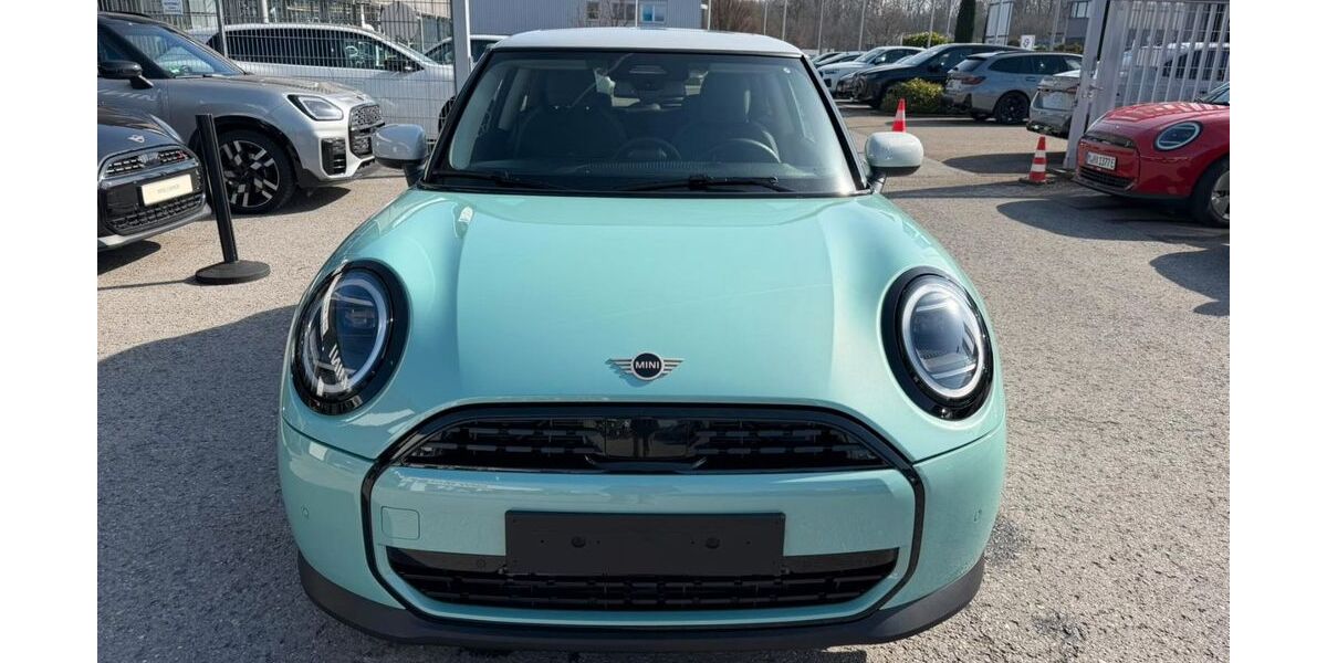 Mini Cooper C 2.876 km 28.754 &euro; Asperg 71679