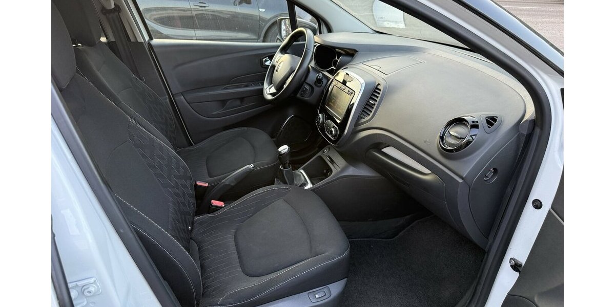 Renault Captur TCe 90 eco Limited 117.560 km 7.850 &euro; Schorndorf 73614