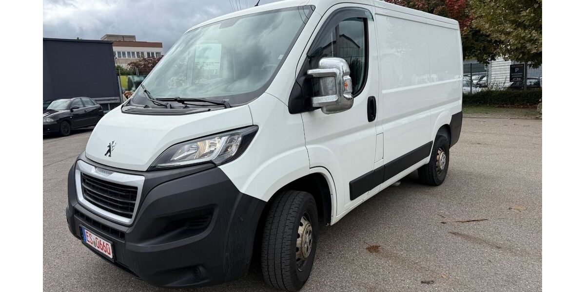 Peugeot Boxer 181.000 km 11.400 &euro; Asperg / Stuttgart 71679