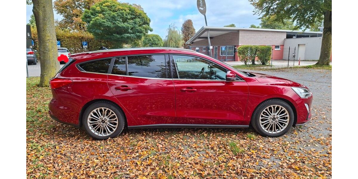 Ford Focus 118.500 km 11.499 &euro; Ilsfeld 74360