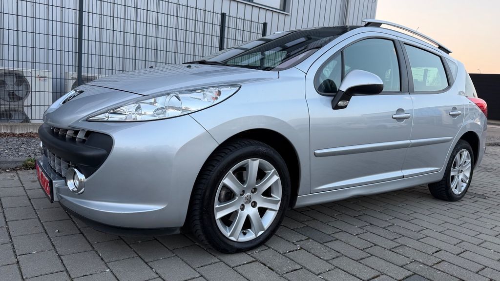 Peugeot 207 36.000 km 7.600 &euro; Grafenau 71120