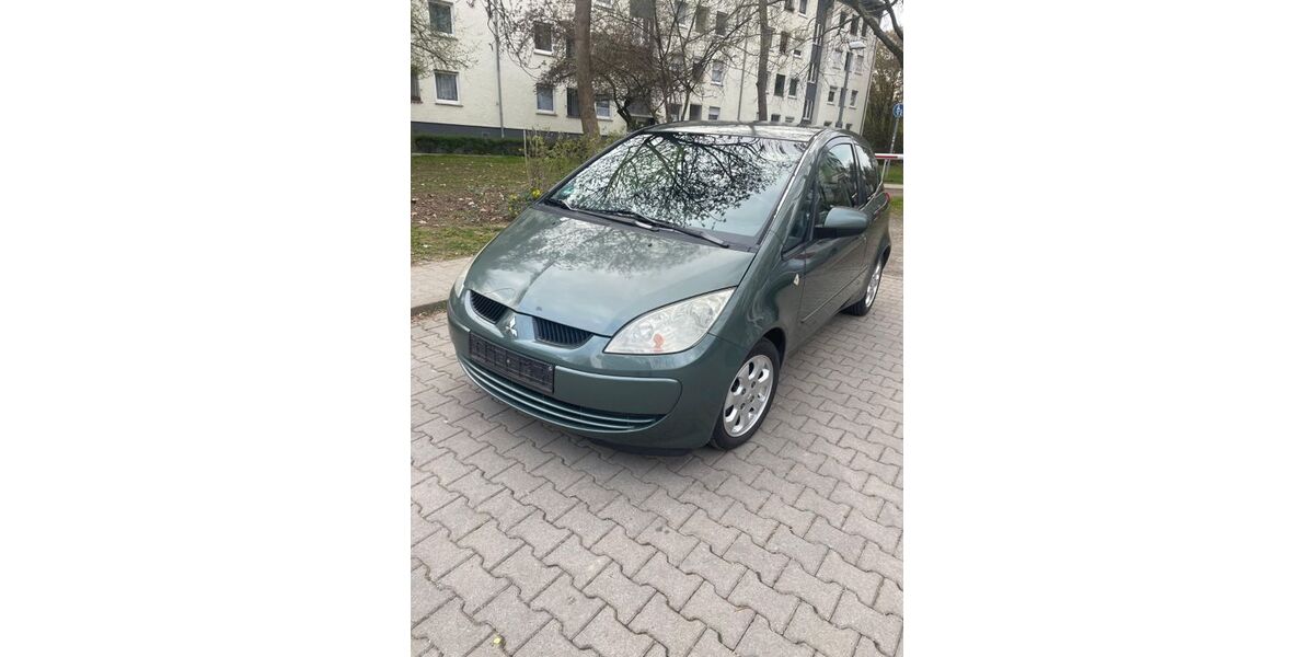 Mitsubishi Colt 115.000 km 2.250 &euro; Stuttgart 70376