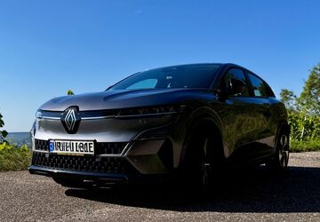 Renault Megane E-TECH 46.000 km 21.490 &euro; Löwenstein 74245