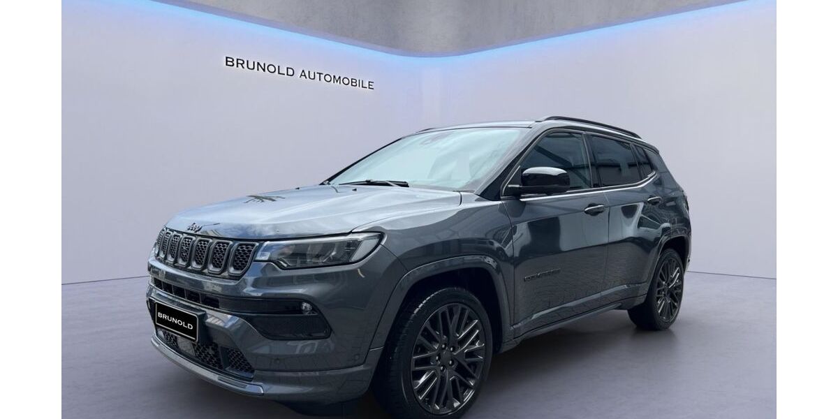 Jeep Compass 65.100 km 22.900 &euro; Stuttgart 70565