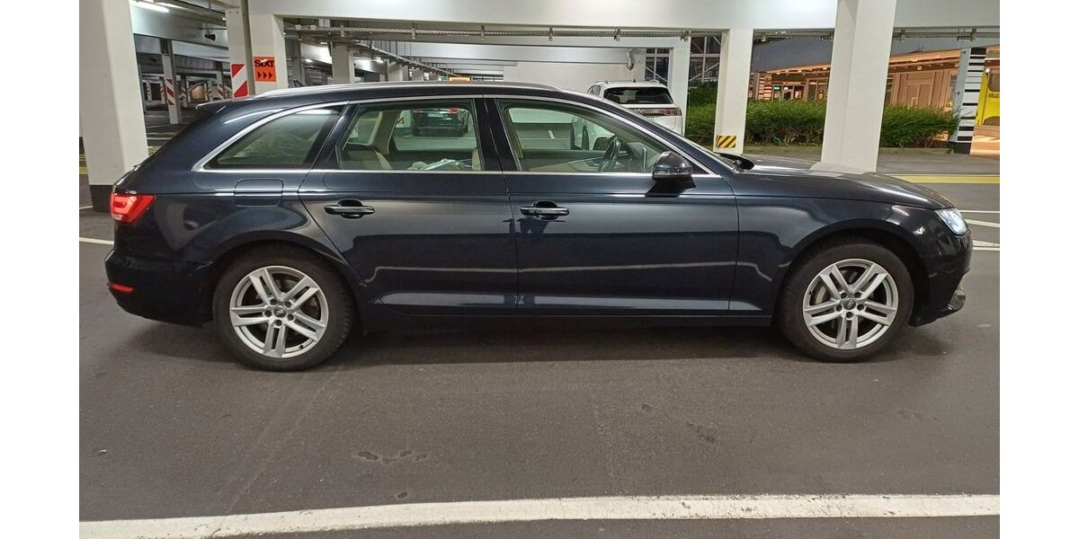 Audi A4 229.000 km 13.100 &euro; Esslingen am Neckar 73733