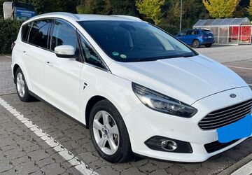 Ford S-Max 113.491 km 14.700 &euro; Münchingen 70825