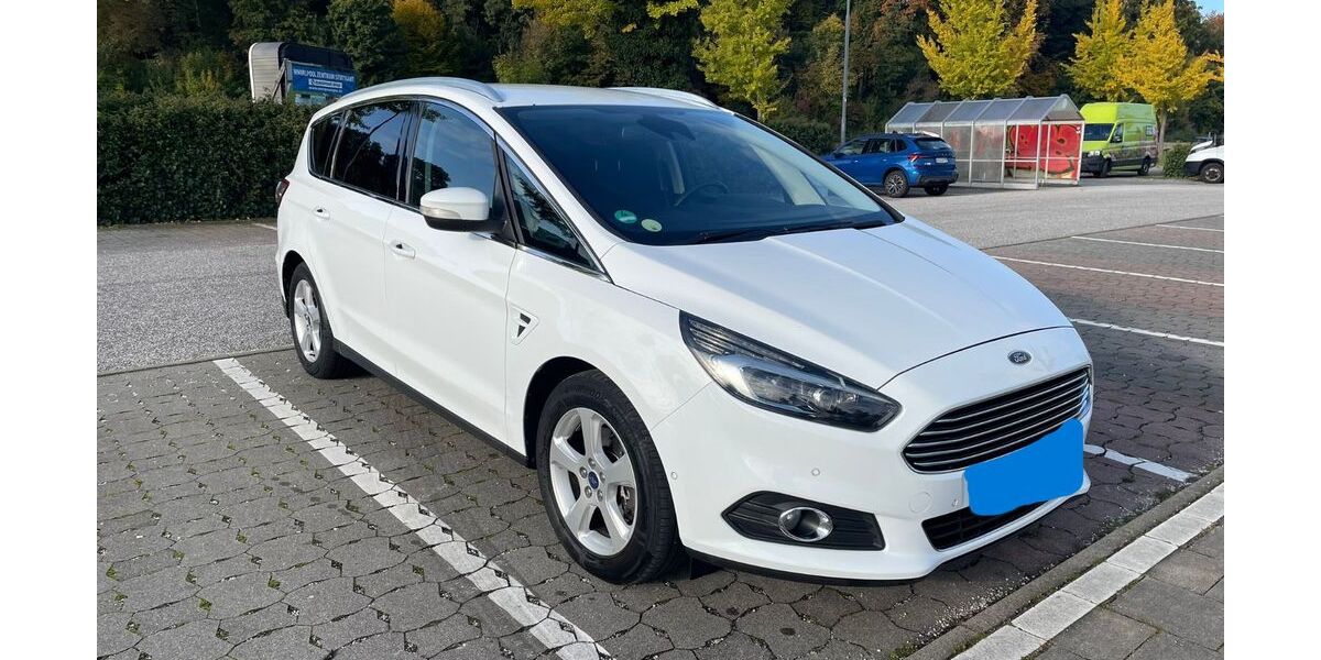 Ford S-Max 113.491 km 14.950 &euro; Münchingen 70825