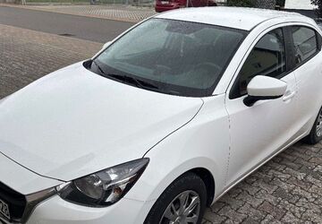 Mazda 2 51.500 km 9.500 &euro; Tiefenbronn 75233