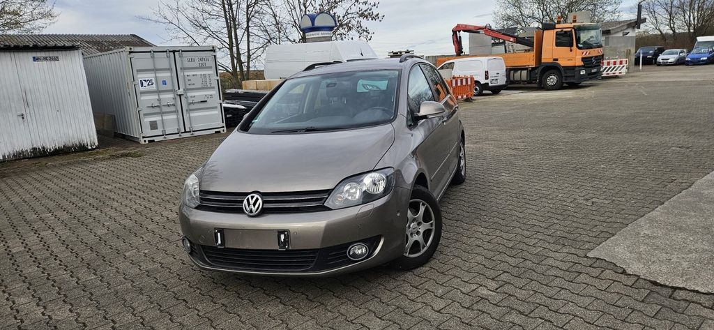 VW Golf 235.080 km 3.200 &euro; Waiblingen Neustadt ( 15 km von Stuttgart ) 71336