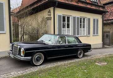 Mercedes-Benz 300 256.000 km 19.900 &euro; Leonberg 71229