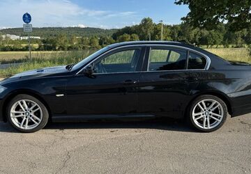 BMW 325 152.500 km 8.700 &euro; Sindelfingen 71069