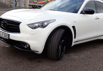 INFINITI QX70 58.985 km 29.900 &euro; Bietigheim-Bissingen 74321