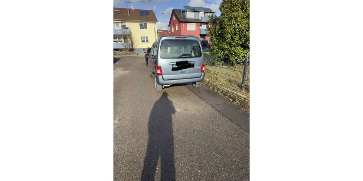 Citroen Berlingo 148.000 km 3.100 &euro; Leutenbach 71397