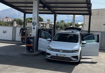 VW Touran 75.000 km 22.590 &euro; Stuttgart 70565