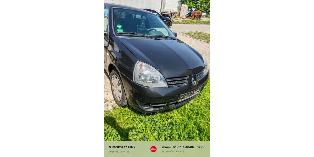 Renault Clio 126.000 km 2.700 &euro; Stuttgart 70563