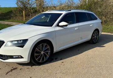 Skoda Superb 163.000 km 20.900 &euro; Eberdingen- Nussdorf 71735