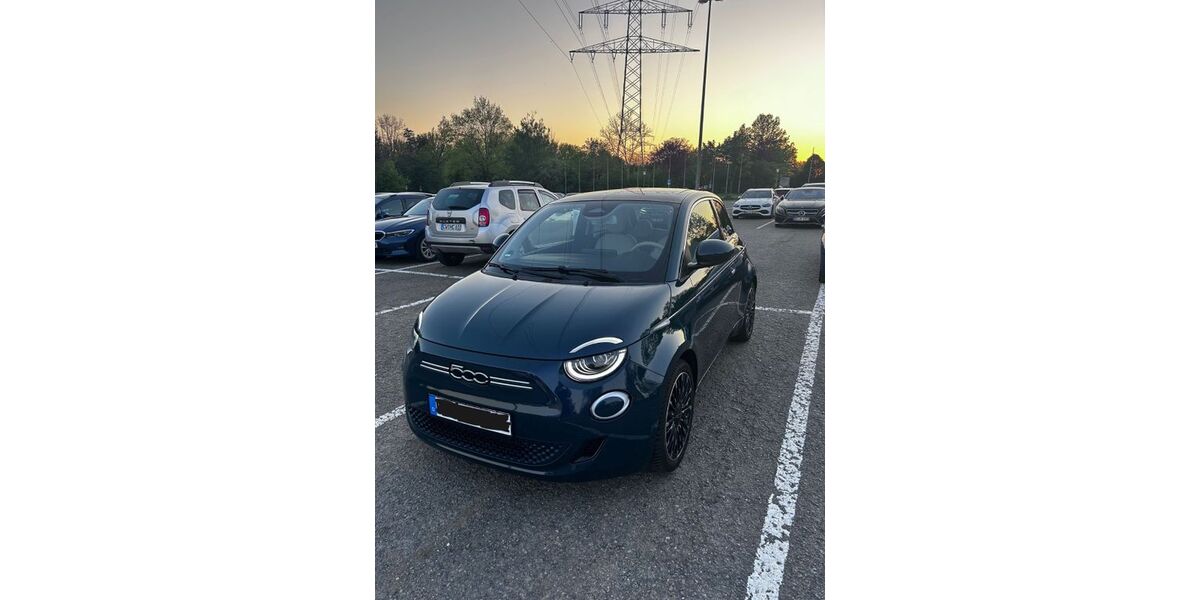Fiat 500e 16.651 km 20.300 &euro; Schönaich 71101