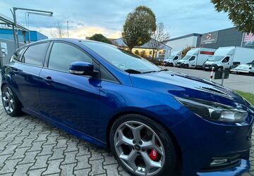 Ford Focus 75.500 km 18.000 &euro; Gerlingen 70839