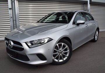 Mercedes-Benz A 180 51.400 km 20.900 &euro; Böblingen 71034