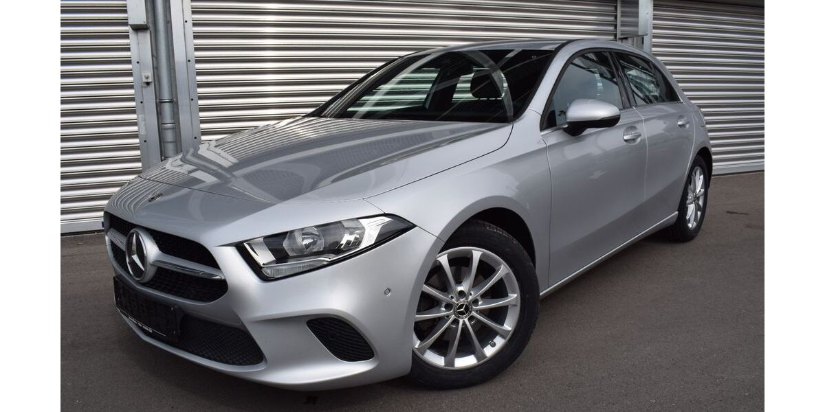 Mercedes-Benz A 180 51.400 km 20.900 &euro; Böblingen 71034