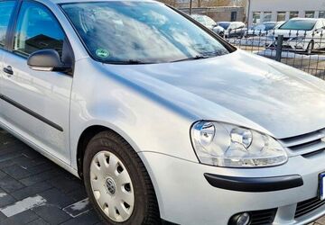 VW Golf 100.000 km 4.500 &euro; Korb 71404